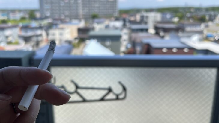 ベランダ喫煙
