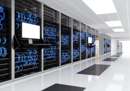 R17_データセンター サーバールームイメージ